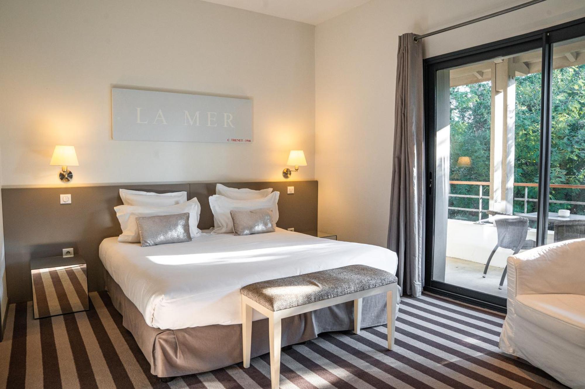 Hotel 202 Сорт-Осгор Екстериор снимка