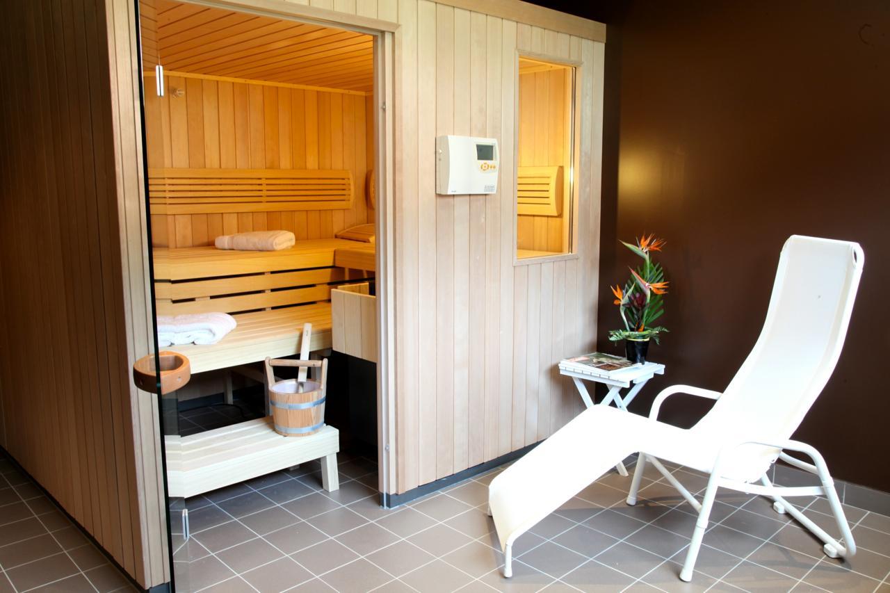 Hotel 202 Сорт-Осгор Екстериор снимка
